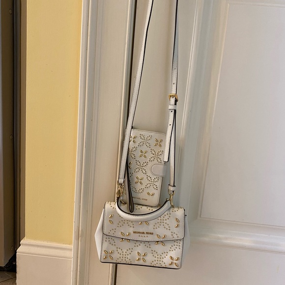 Michael Kors side body mini satchel with phone case to match - Picture 2 of 4